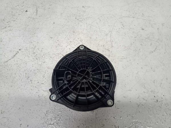 POIGNEE DE HAYON VW GOLF 6 2008-2013 - Vue 2